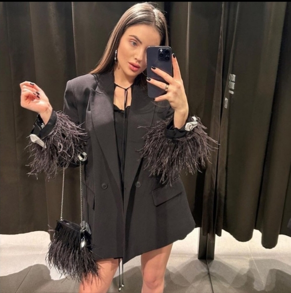 Zara Flowy Feather Blouse - Picture 10 of 10